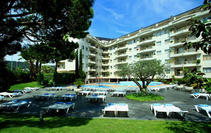 Aqua Hotel Montagut Suites 4*Sup Santa Susanna Exterior photo
